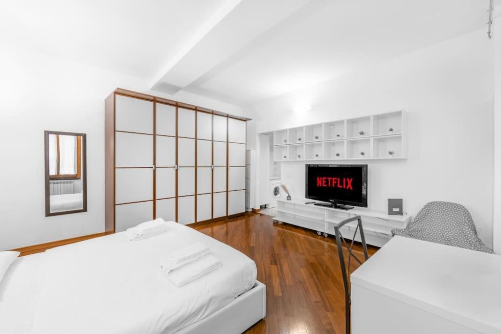 Homely Flat St Lorenzo Milan Exterior photo